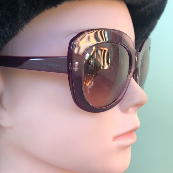 Alexander McQueen Sunglasses main image 7